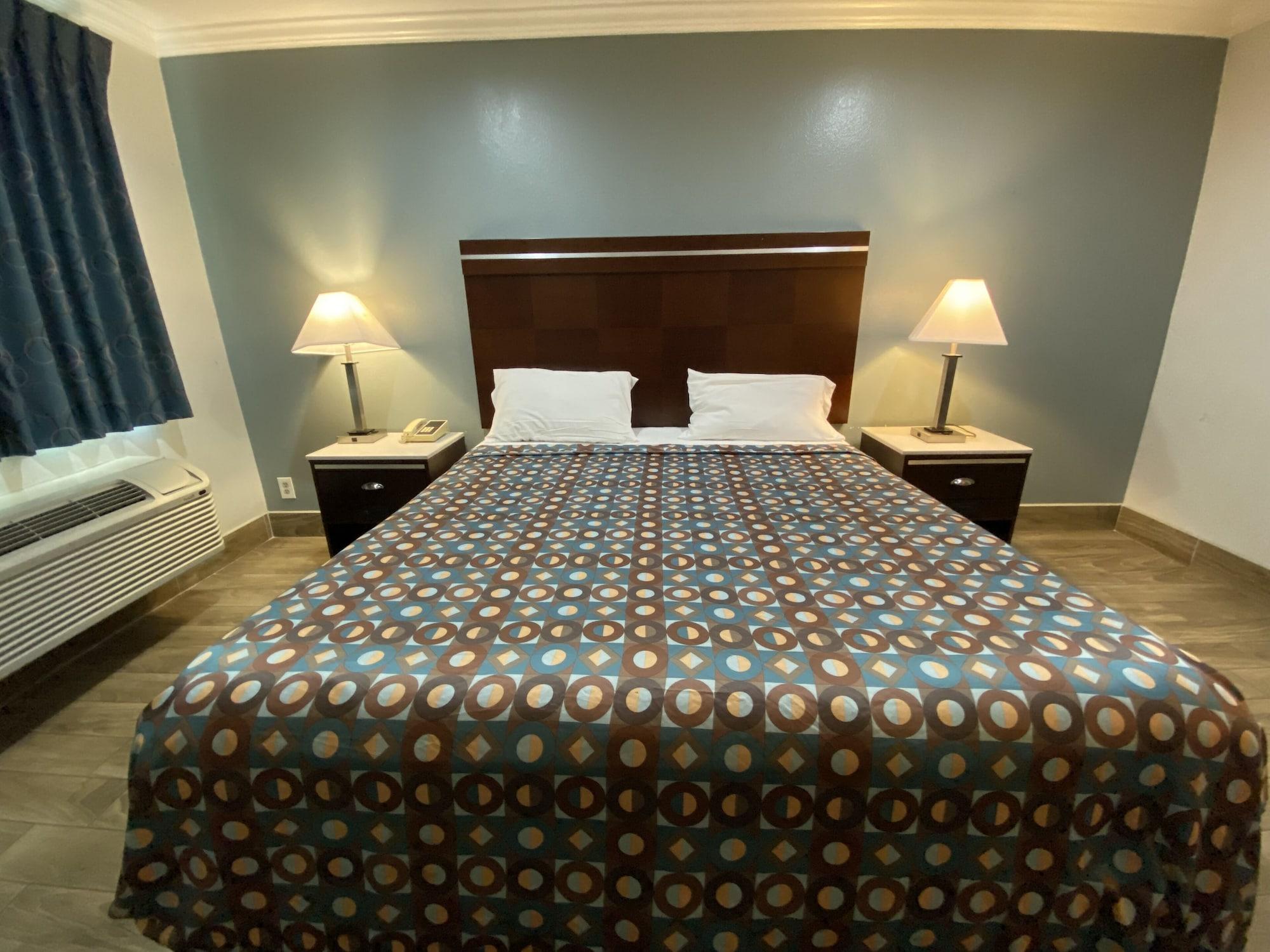 Welcome Inn Corona Bagian luar foto